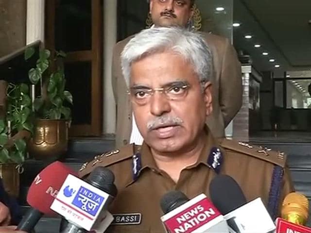 Video : Odd-Even Rule: Police Chief's Warning Against Vigilantism Rattles AAP