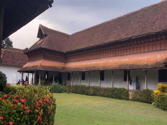 Kerala Palace: देखिए घोड़े के आकार में बना महाराजा त्रावणकोर का अनोखा महल