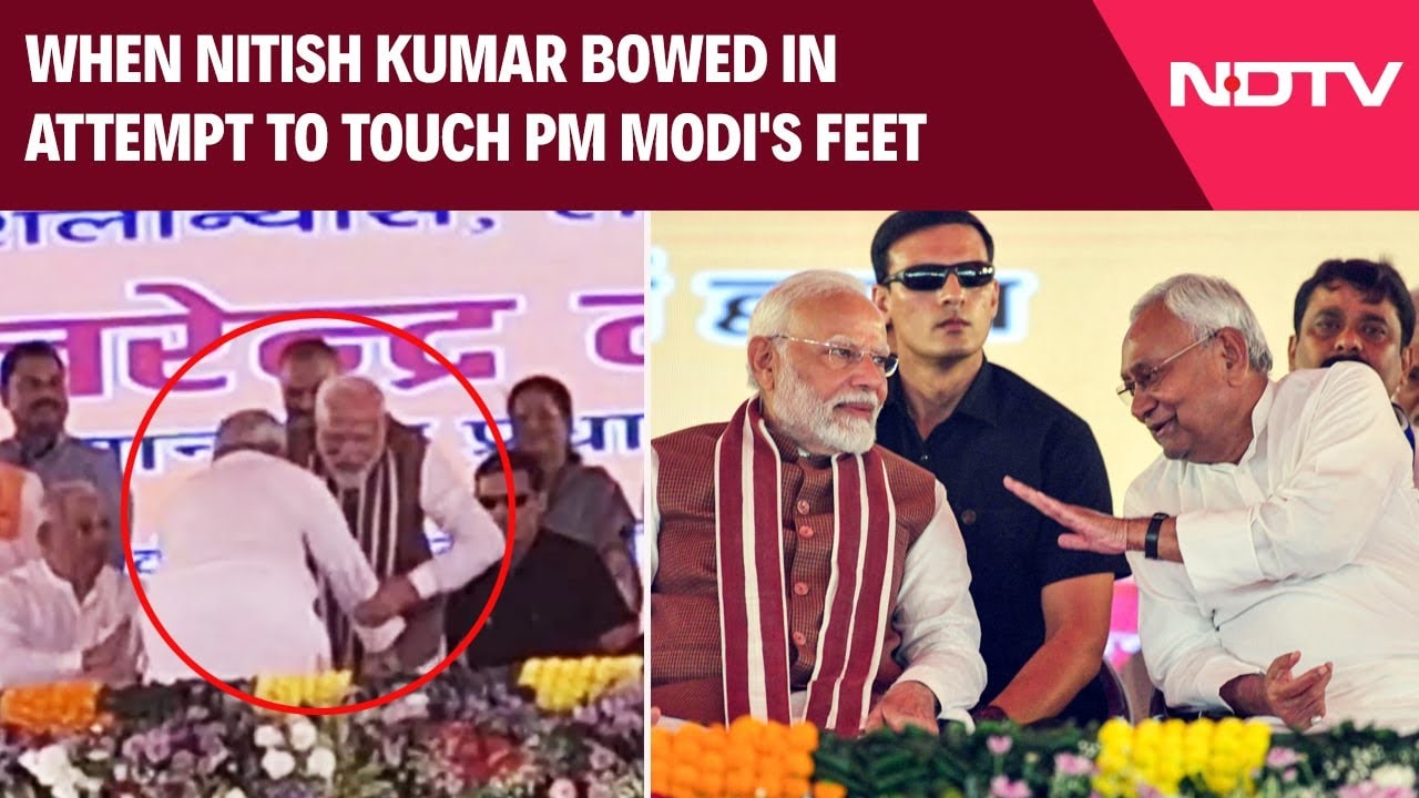 Video : Bihar CM Nitish Kumar Bows To Touch PM Narendra Modi's Feet At Public Event