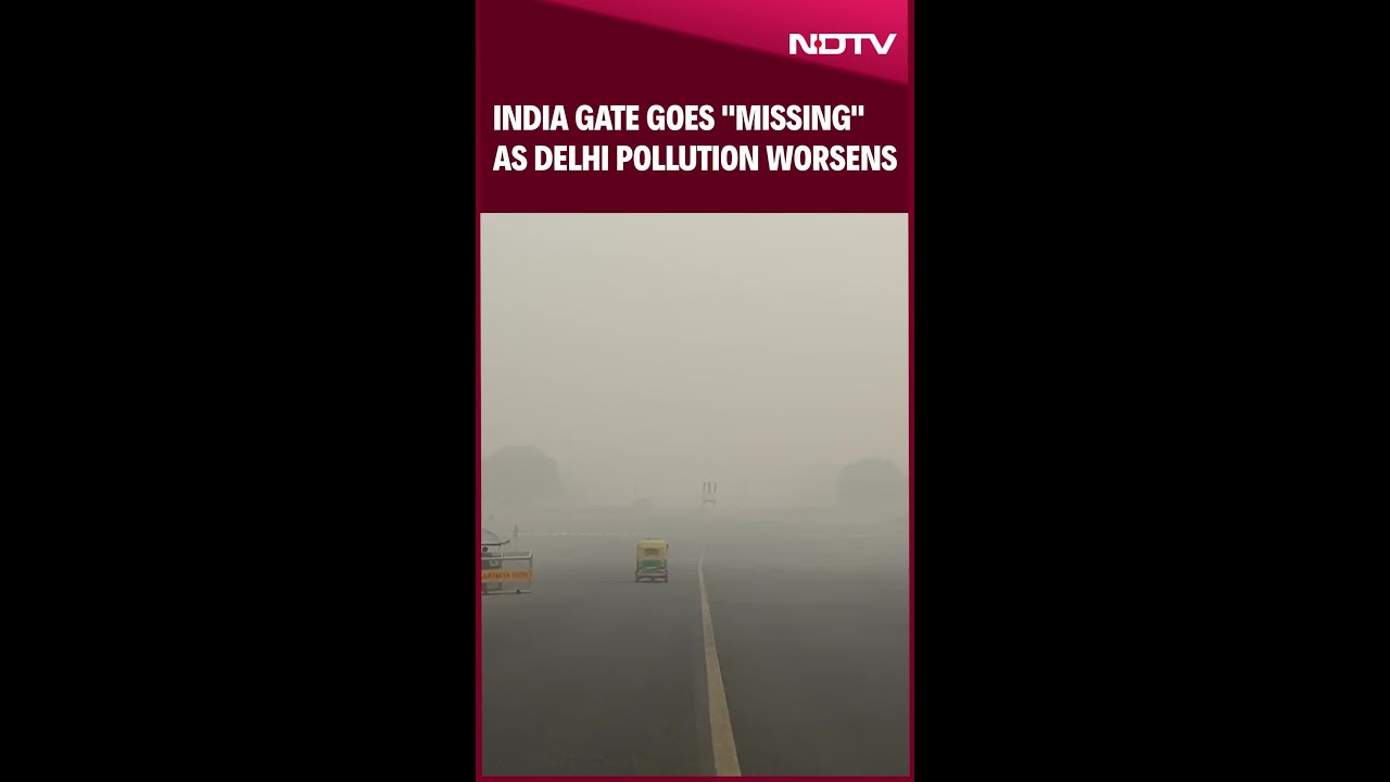 India Gate Goes "Missing" As Delhi Pollution Worsens