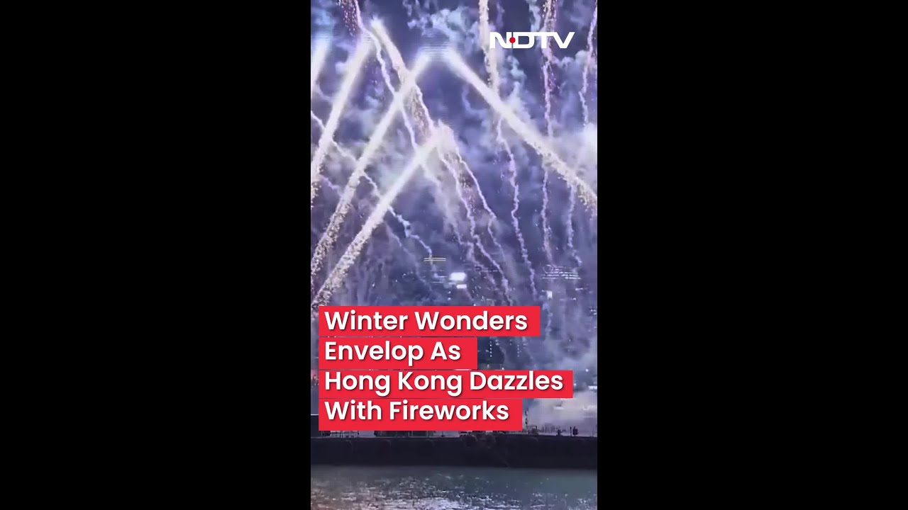 Hong Kong Kicks Off Christmas Holiday Season With Fireworks