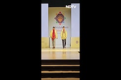 Union Minister Jyotiraditya Scindia & MoS Sukanta Majumdar's Ramp Walk At Ashtalakshmi Mahotsav Union Minister Jyotiraditya Scindia & MoS Sukanta Majumdar's Ramp Walk At Ashtalakshmi Mahotsav