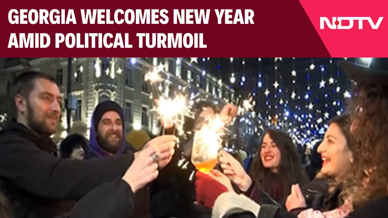 New Year 2025 | Georgia New Year: Thousands Celebrate New Year In Front Of Parliament Amid Protests