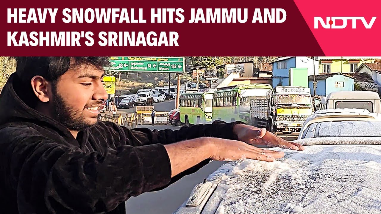 Snowfall News Today | Heavy Snowfall Hits Jammu And Kashmir's Srinagar