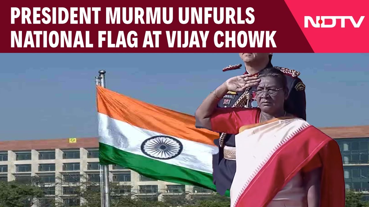 Beating Retreat Ceremony, President Droupadi Murmu Unfurls National Flag at Vijay Chowk