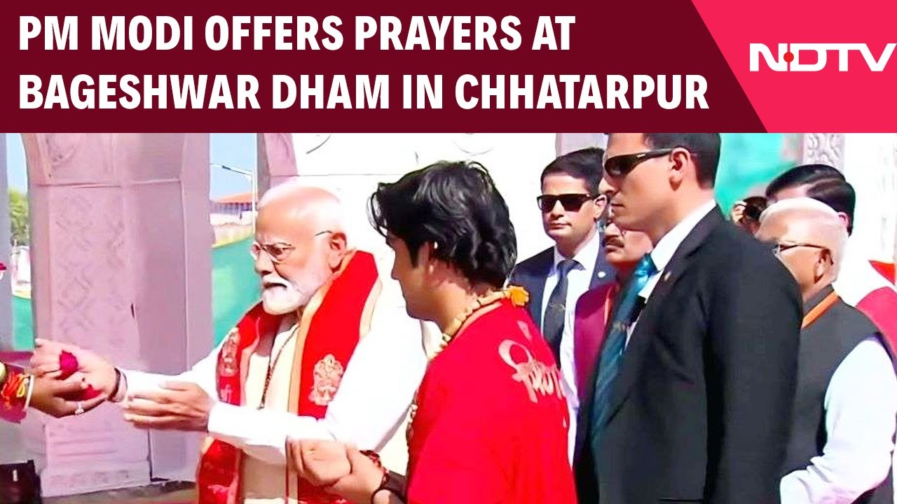 PM Modi Offers Prayers At Bageshwar Dham In Chhatarpur
