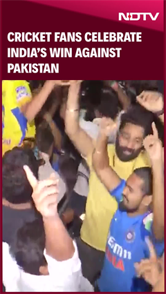 Mumbai: Cricket Fans Celebrate India's Win Against Pakistan In ICC Champions Trophy