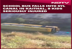 School Bus Falls Into the Satlej Yamuna Link Canal, Kaithal, 8 Kids, Driver & Conductor Injured School Bus Falls Into the Satlej Yamuna Link Canal, Kaithal, 8 Kids, Driver & Conductor Injured