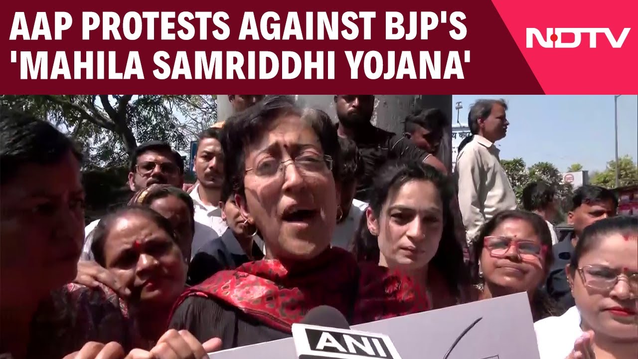 AAP Vs BJP Delhi | AAP Leaders Stage Protest Against BJPs 'Mahila Samriddhi Yojana