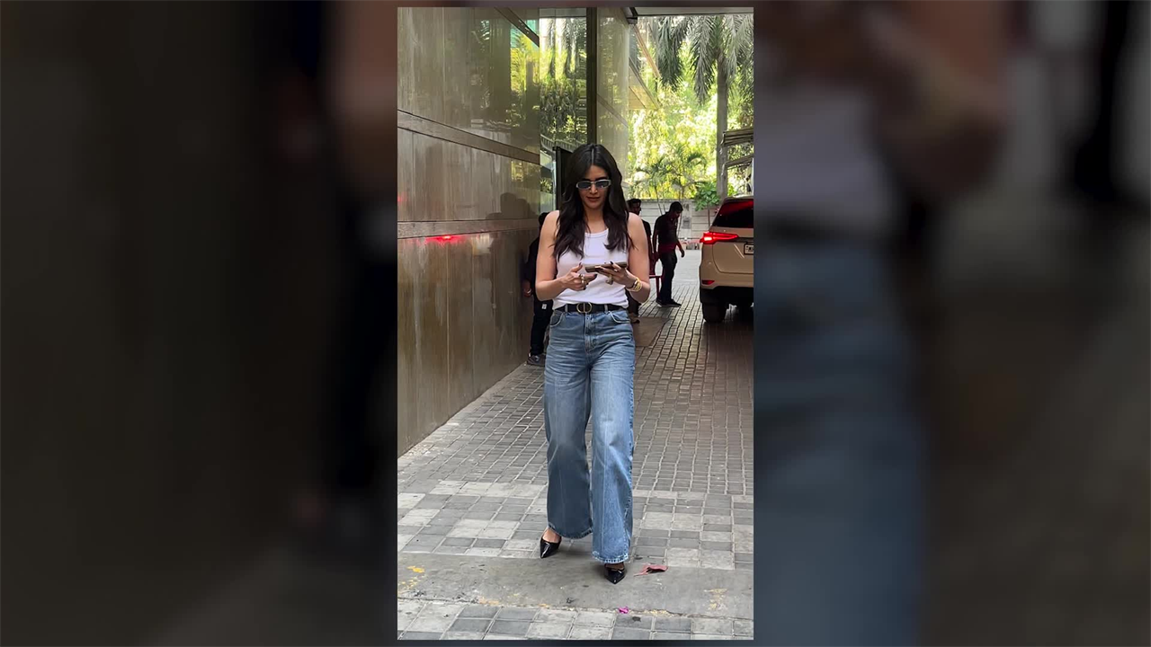 Karishma Tanna's Scorching Summer Style