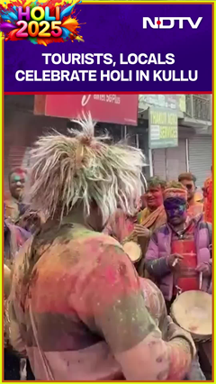Tourists, Locals Celebrate Holi With Enthusiasm In Kullu