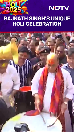 Holi 2025 | Defence Minister Rajnath Singh's Unique Holi Celebration | Holi