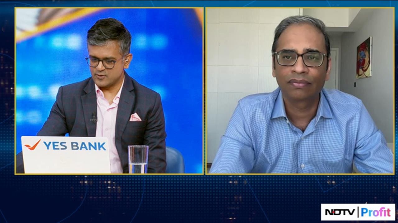 Maneesh Dangi On FIIs, US Dollar Trends, And Global Investment Shifts
