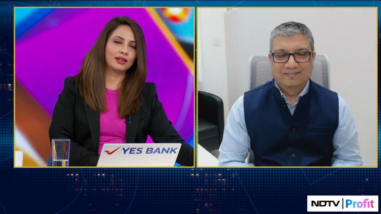 Mihir Vora Discusses Market Correction: Retail Flows Lead While FIIs Sell