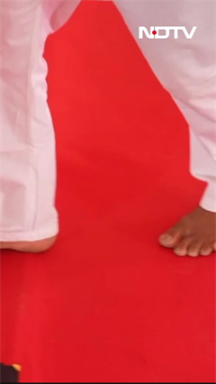 Video: Why PM Modi Brought Footwear For His Supporter Rampal Kashyap In Haryana's Kaithal