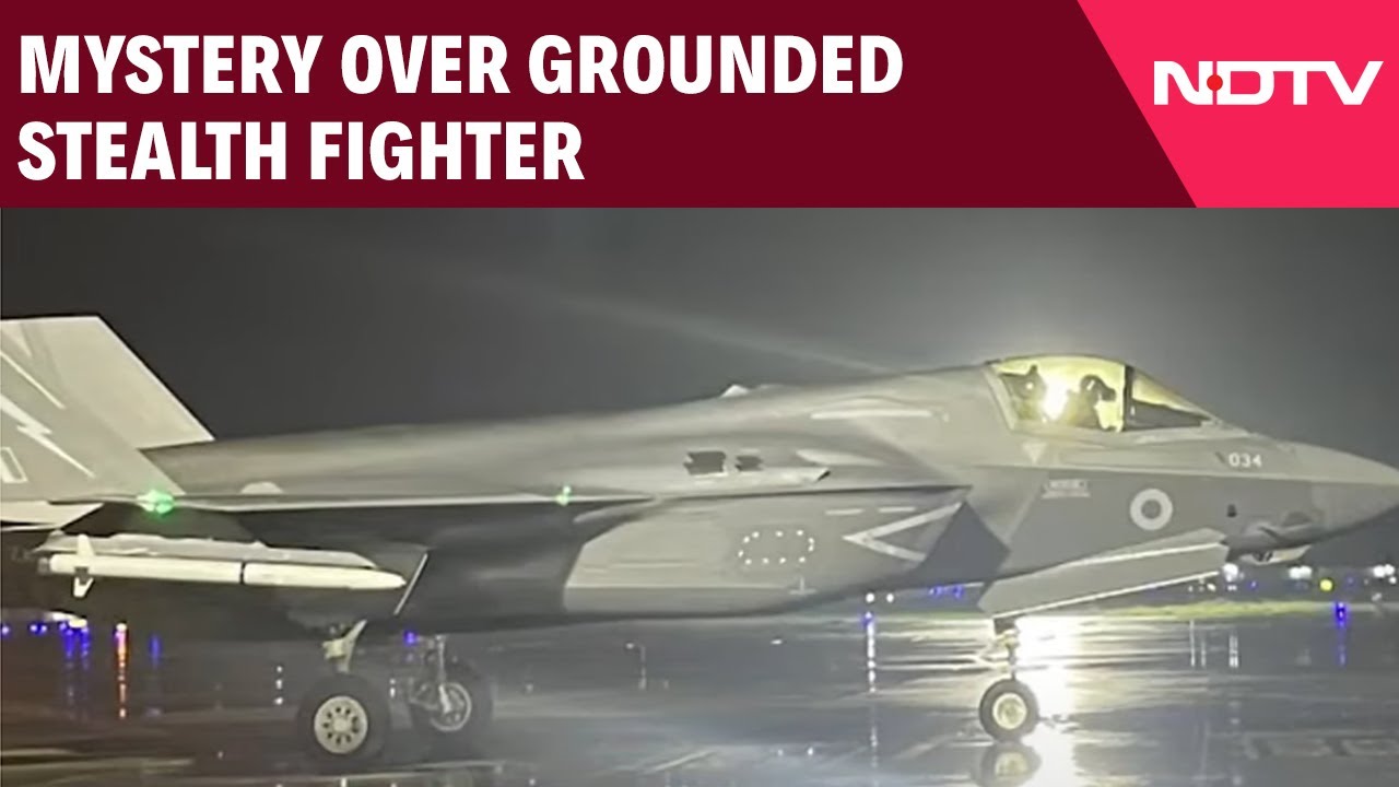 Fighter Jet Stuck In Kerala |  F-35 Stealth Fighter 'Stuck' In Kerala