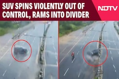Kanpur SUV Accident | Speeding SUV Spins Out Of Control, Violently Hits Divider | CCTV Video Viral Kanpur SUV Accident | Speeding SUV Spins Out Of Control, Violently Hits Divider | CCTV Video Viral