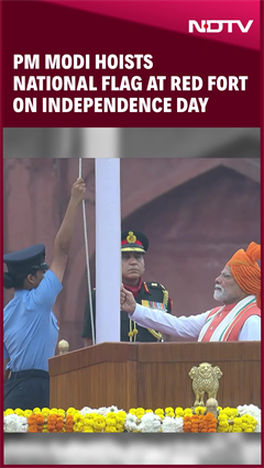 PM Modi Hoists The National Flag At The Red Fort On 79th Independence Day