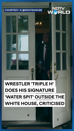 Video: Wrestler's 'Water Spit' Move Outside White House Criticised