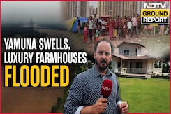 Farmhouses On Floodplains Drown In Crores As Yamuna Swells Beyond Limits Farmhouses On Floodplains Drown In Crores As Yamuna Swells Beyond Limits