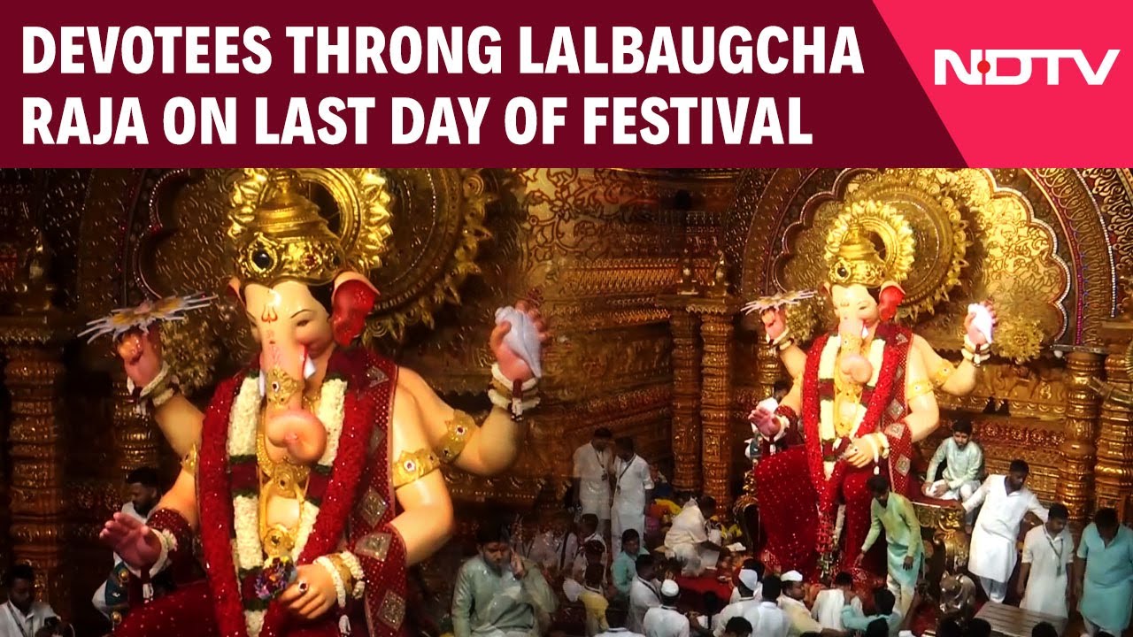 Devotees Throng Mumbai's Lalbaugcha Raja pandal on the Last Day Of Ganesh Festival