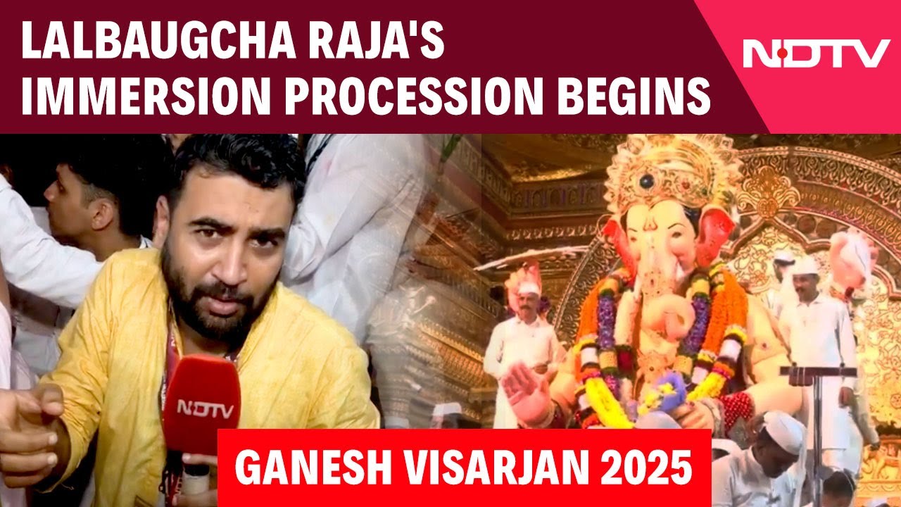 Mumbai: Lalbaugcha Raja's Lord Ganesh Idol Immersion Procession Begins Mumbai: Lalbaugcha Raja's Lord Ganesh Idol Immersion Procession Begins