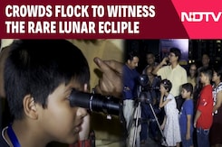 Yesterday Chandra Grahan | India Witnesses Rare Lunar Eclipse, Crowds Flock To Witness Spectacle Yesterday Chandra Grahan | India Witnesses Rare Lunar Eclipse, Crowds Flock To Witness Spectacle