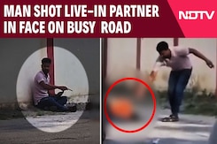 Gwalior Murder Case | Man Shot Live-In Partner In Face On Busy Gwalior Road Gwalior Murder Case | Man Shot Live-In Partner In Face On Busy Gwalior Road