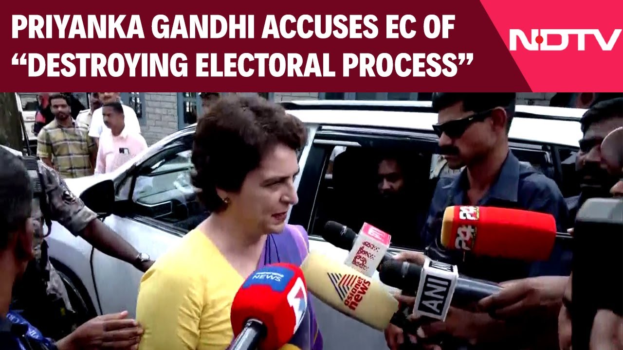 Vote Theft Row | Priyanka Gandhi Attacks EC, Urges Public To Watch Rahul Gandhi’s PC