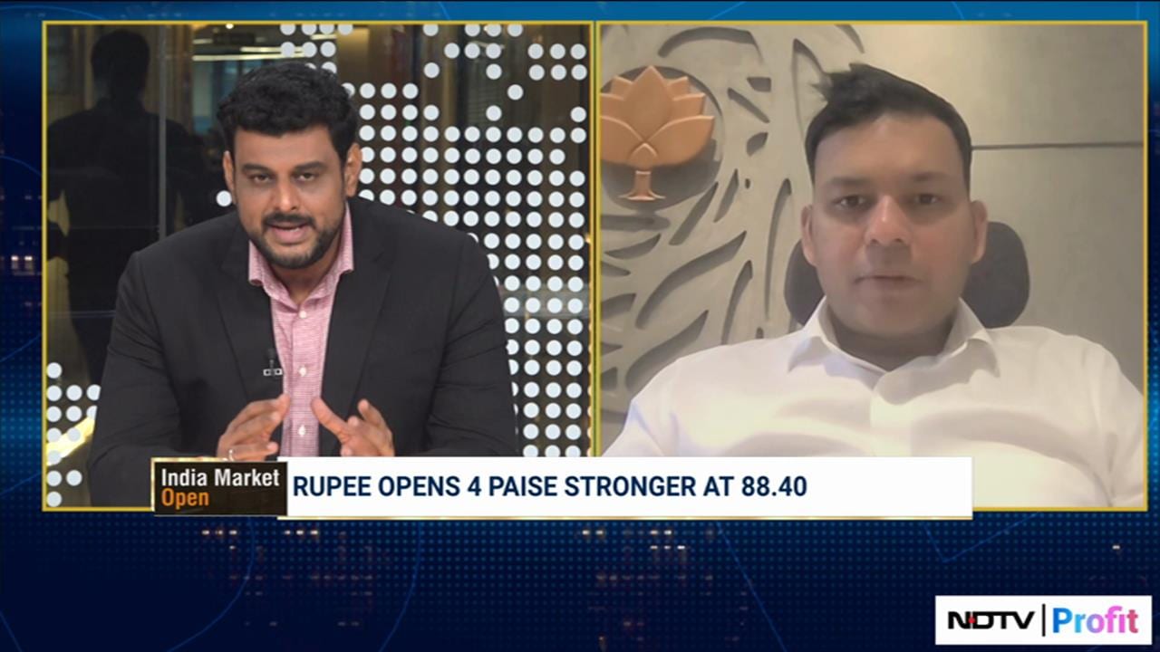 Rupee Weakness 'Momentary Aberration' Amid US Tariffs, Says Forex Expert