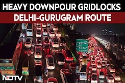 Delhi Rain | Heavy Downpour Gridlocks Delhi-Gurugram Route Delhi Rain | Heavy Downpour Gridlocks Delhi-Gurugram Route