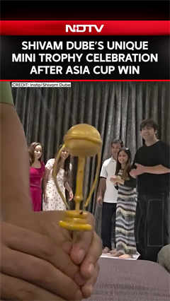 Shivam Dube’s Unique Mini Trophy Celebration After Asia Cup Win