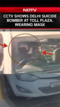 Red Fort Blast News | CCTV Shows Delhi Suicide Bomber At Toll Plaza, Wearing Mask