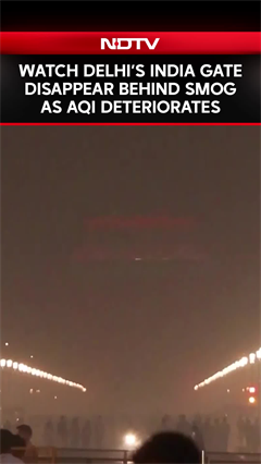 Delhi AQI Short | Watch Delhi's India Gate Disappear Behind Smog As AQI Deteriorates