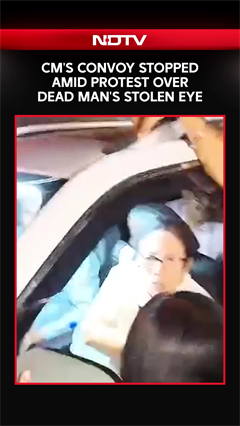 Bengal CM Mamata Banerjee's Convoy Stopped As Family Protests Over Dead Man's Stolen Eye
