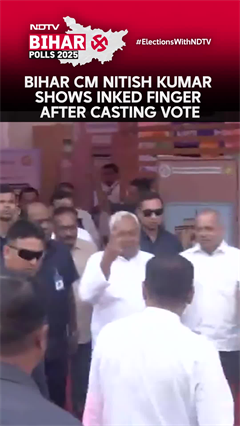 Bihar CM Nitish Kumar Casts His Vote In The First Phase 1 Of Elections
