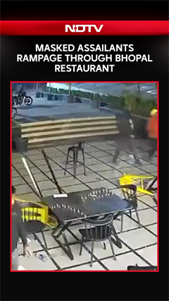 Video: Madhya Pradesh News | Masked Assailants Rampage Through Bhopal Restaurant