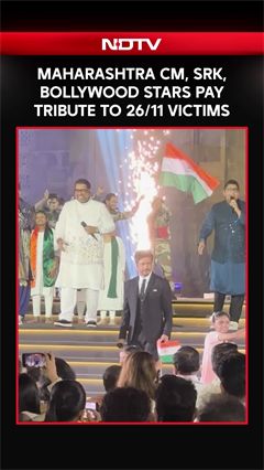 Shah Rukh Khan, Maharashtra CM & Bollywood Stars Pay Tribute to 26/11 Victims
