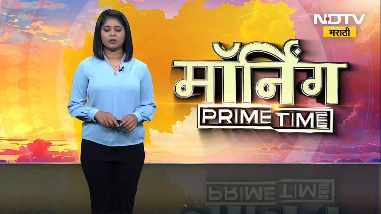 Mumbai Local Train News | प्रमाणापेक्षा जास्त गर्दीमुळे ठाणे स्टेशनवर AC लोकल रखडली ।  NDTV मराठी