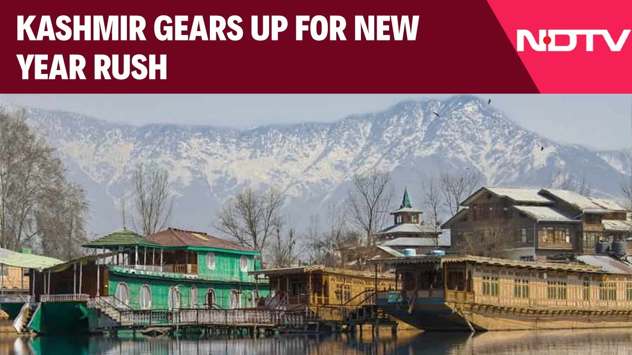 Kashmir News | Houseboats, Hotels In Kashmir Gear Up For A Bustling New Year Amid Soaring Bookings
