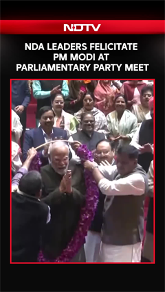 NDA Leaders Felicitate PM Modi At Parliamentary Party Meet For Bihar Election Victory