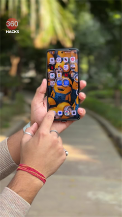 Use Your Phone with ONE Hand