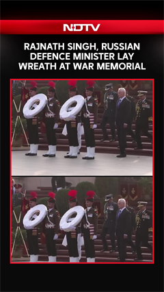 Rajnath Singh, Russian Defence Minister Lay Wreath At National War Memorial