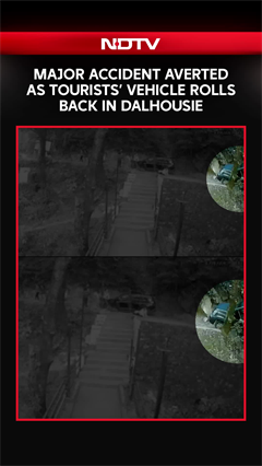 Himachal Pradesh News | Passengers' Dramatic Escape As Van Rolls Down Slope Near Dalhousie