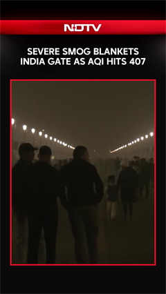 Delhi's India Gate Vanishes In Thick Toxic Smog, AQI Soars To 407