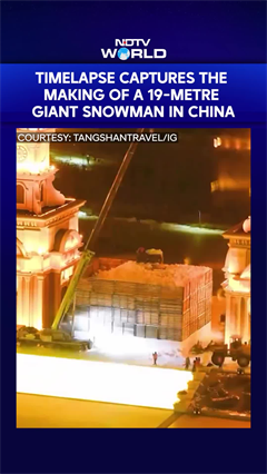 Timelapse Video Captures 19-Metre Giant Snowman Built In China In 10 Days
