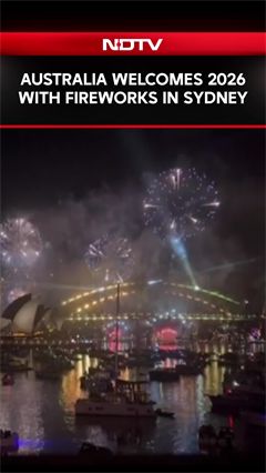 New Year 2026 | Australia Welcomes 2026 With Fireworks In Sydney