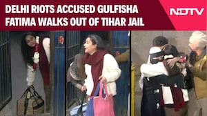 Delhi Riots | Delhi Riots 2020 Case Accused Gulfisha Fatima Walks Out Of Tihar Jail