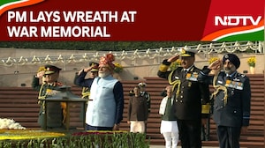 PM Lays Wreath At War Memorial, Republic Day Parade Begins Soon