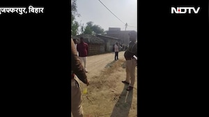 आरोपी के घर बैंड बाजा लेकर क्यों पहुंच गई बिहार पुलिस, वजह जान आप भी करेंगे सैल्यूट